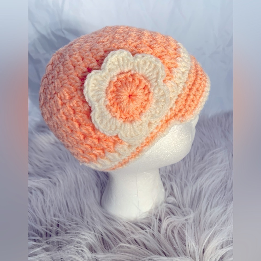 Crochet hat - Picture 4 of 4